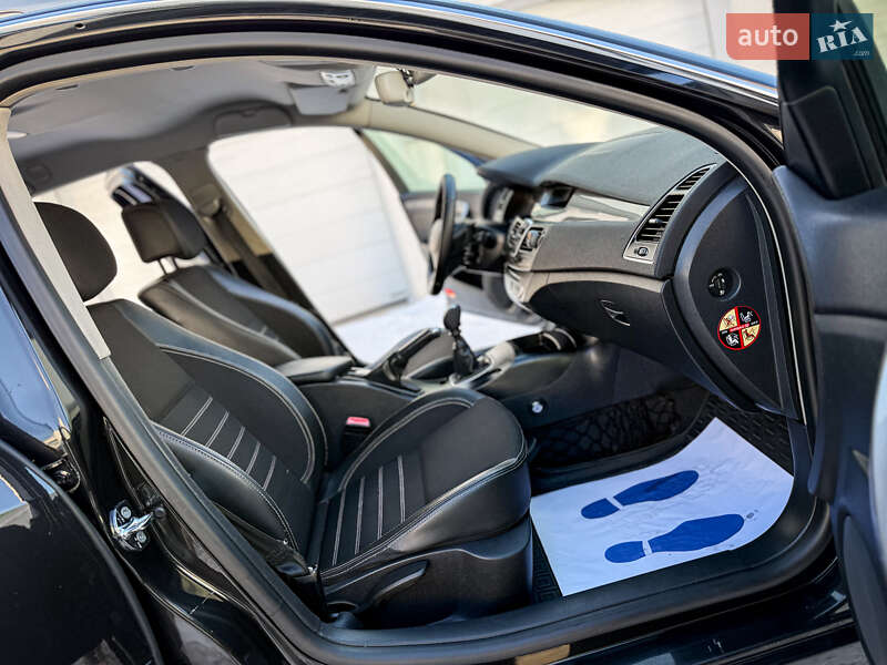 Универсал Renault Laguna 2012 в Хмельницком фото 10 Универсал Renault Laguna 2012 в Хмельницком