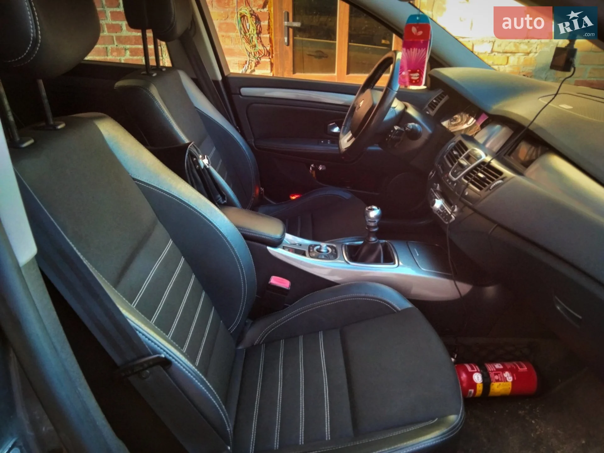 2012 Renault Laguna - мініатюра 25