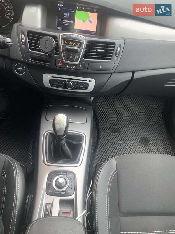 Лифтбек Renault Laguna 2014 в Хмельницком фото 23 Лифтбек Renault Laguna 2014 в Хмельницком