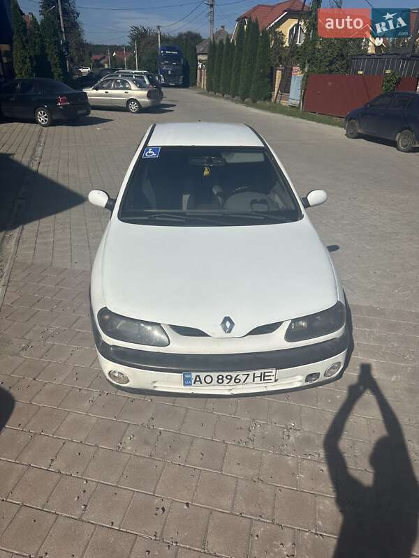 Лифтбек Renault Laguna 2000 в Ужгороде