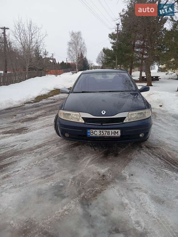 Лифтбек Renault Laguna 2003 в Мостиске