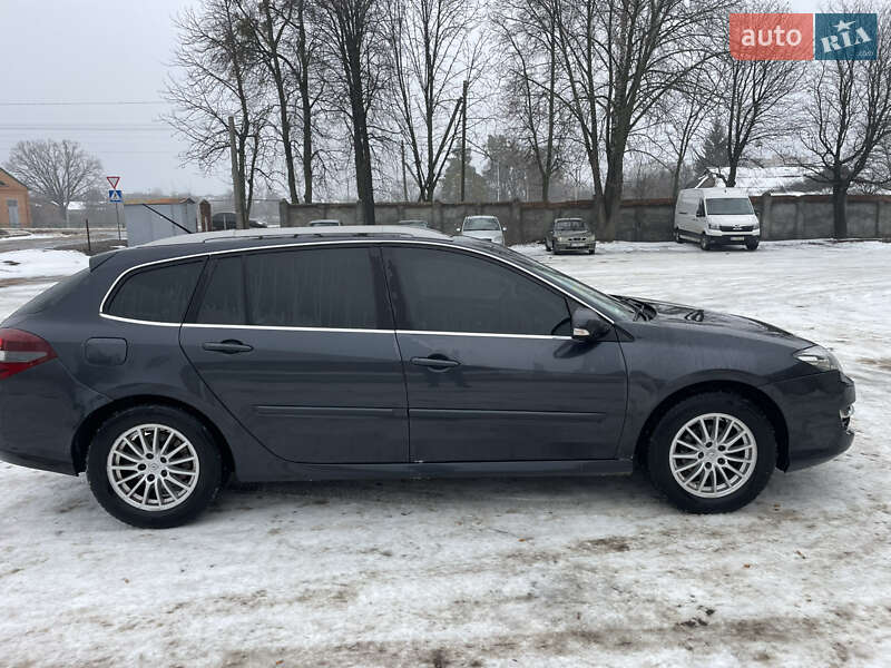Универсал Renault Laguna 2011 в Лубнах