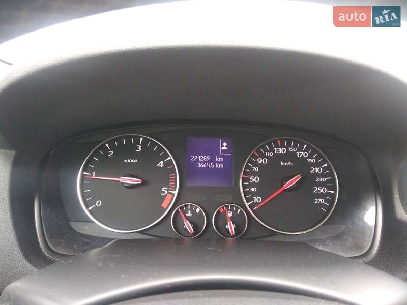 Лифтбек Renault Laguna 2011 в Житомире