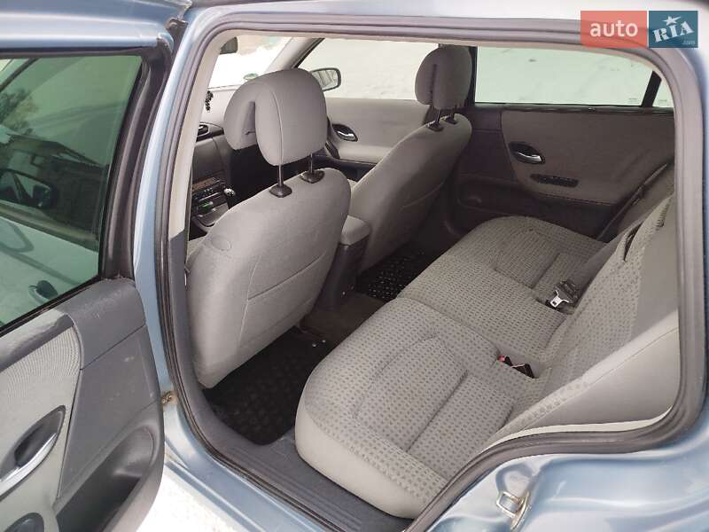 Універсал Renault Laguna 2003 в Хмельницькому фото 49 Універсал Renault Laguna 2003 в Хмельницькому