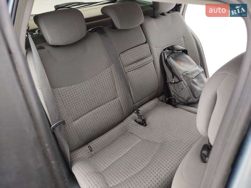 Універсал Renault Laguna 2003 в Хмельницькому фото 60 Універсал Renault Laguna 2003 в Хмельницькому