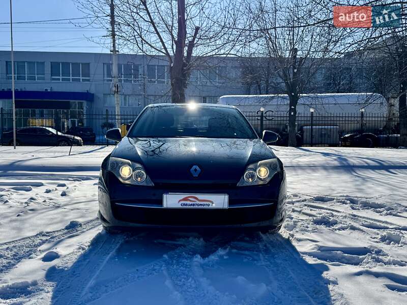 Лифтбек Renault Laguna 2010 в Киеве