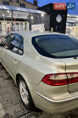 Лифтбек Renault Laguna 2004 в Черновцах