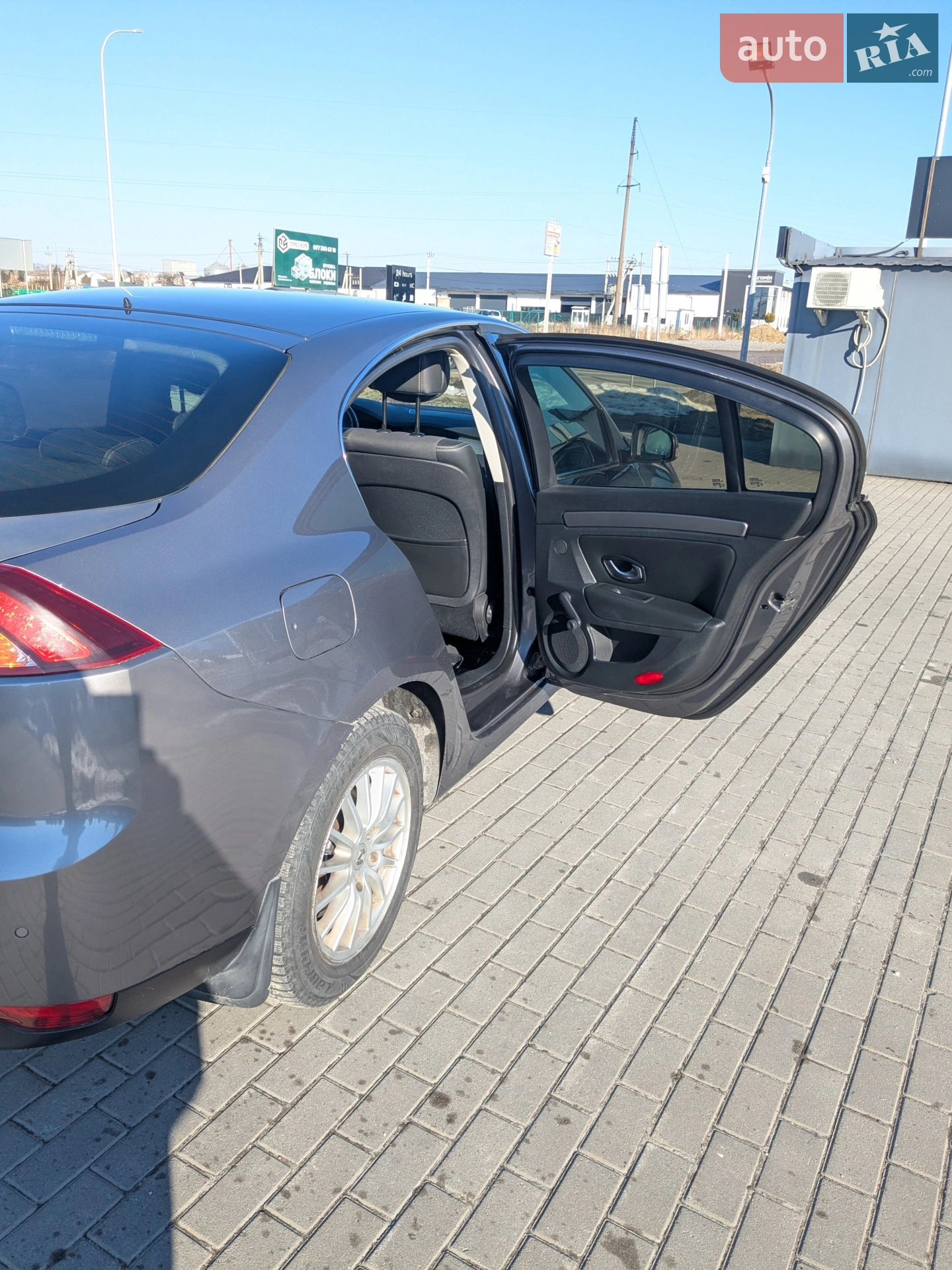 2011 Renault Laguna - мініатюра 18