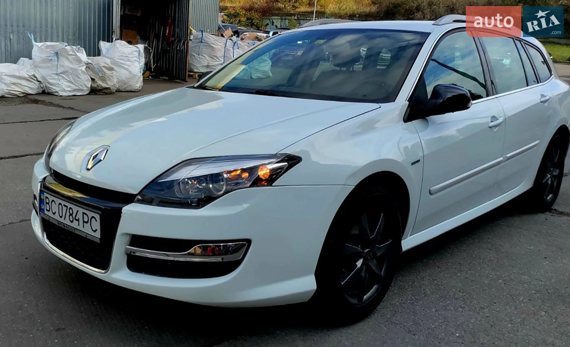 2013 Renault Laguna - фото 1