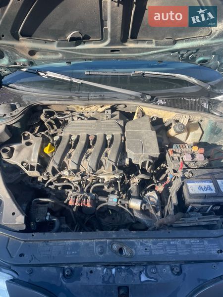 Лифтбек Renault Laguna 2003 в Львове