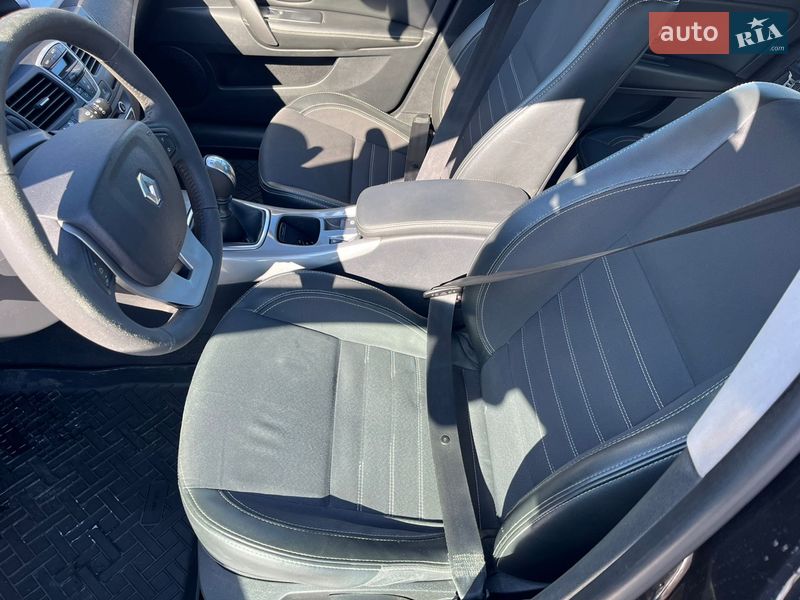 Універсал Renault Laguna 2011 в Житомирі