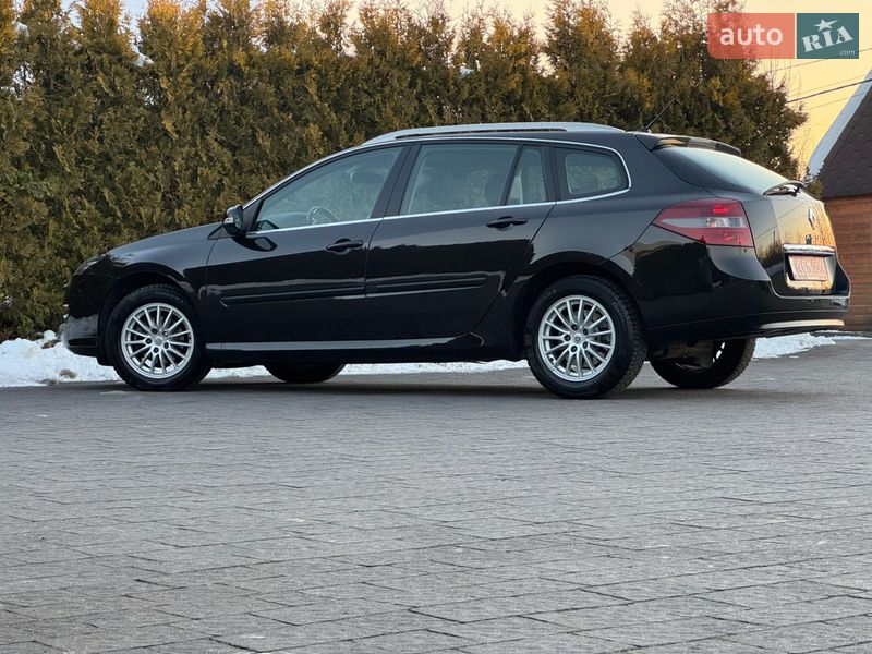 Універсал Renault Laguna 2011 в Стрию
