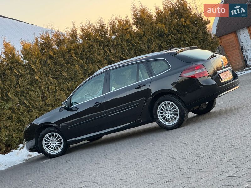 Універсал Renault Laguna 2011 в Стрию