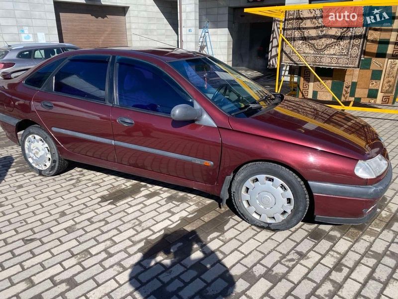 Лифтбек Renault Laguna 1996 в Хмельницком
