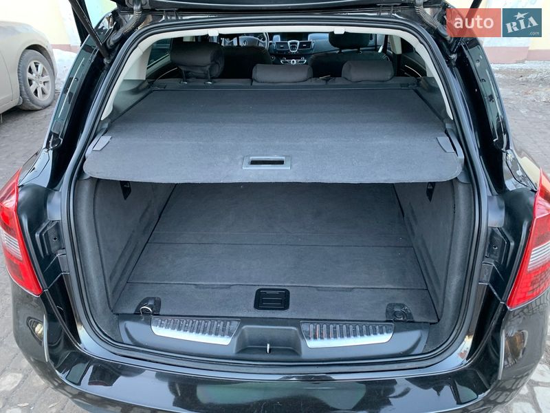 Универсал Renault Laguna 2010 в Остроге