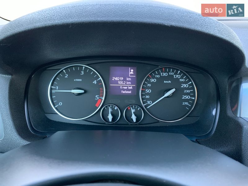 Универсал Renault Laguna 2010 в Остроге