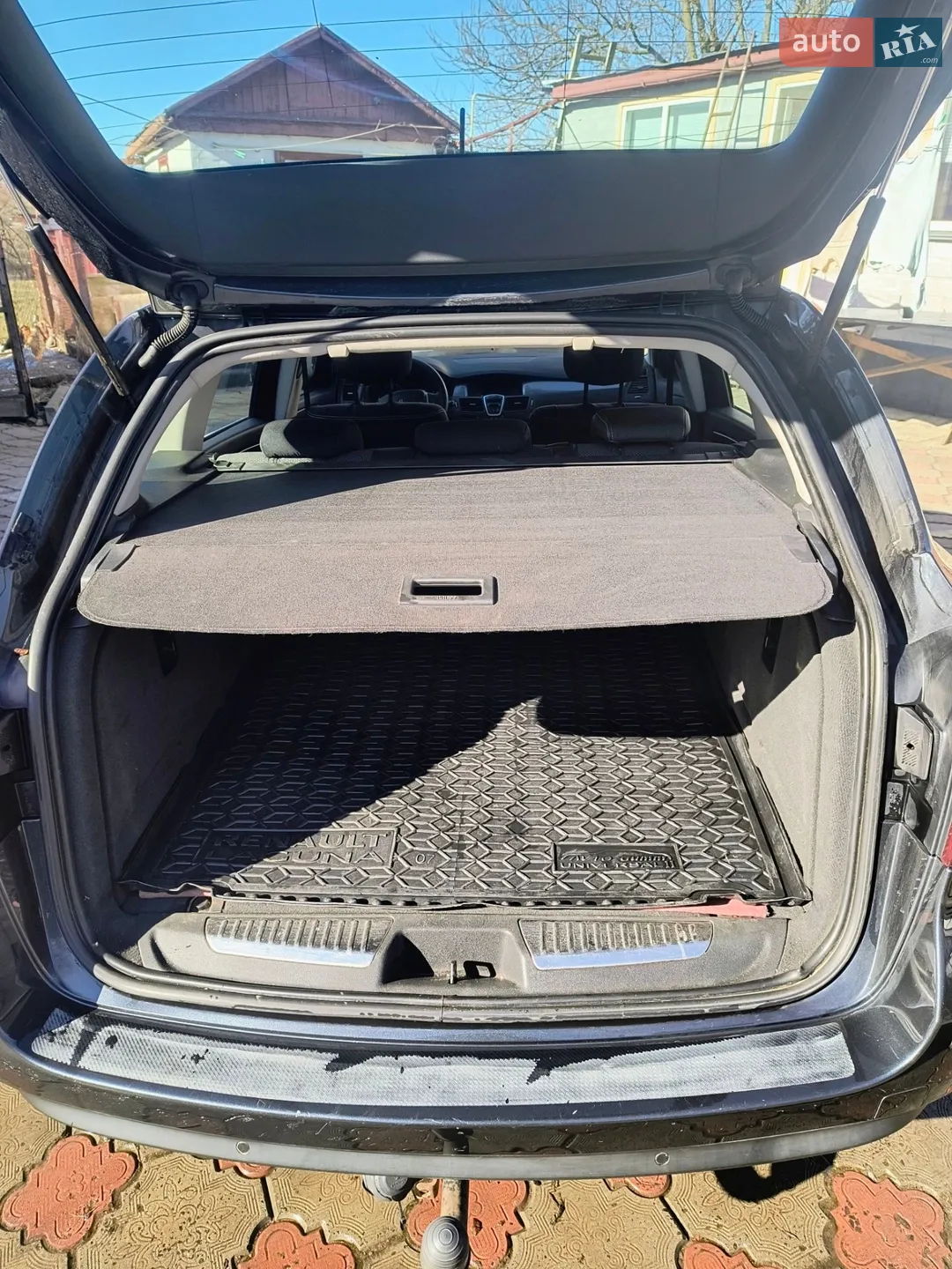 2010 Renault Laguna - мініатюра 16