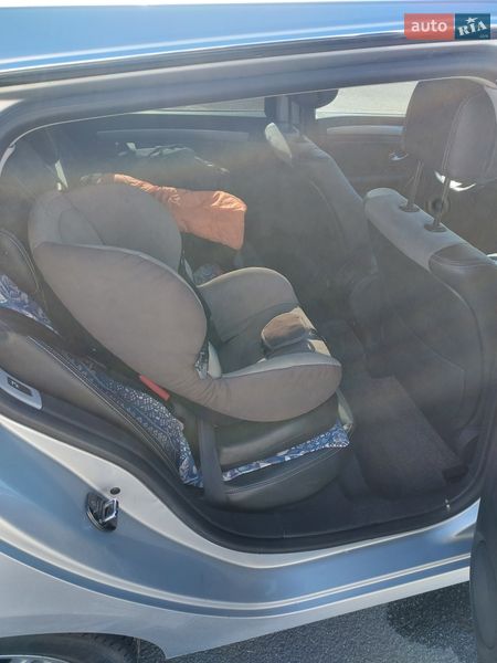 Універсал Renault Laguna 2011 в Києві