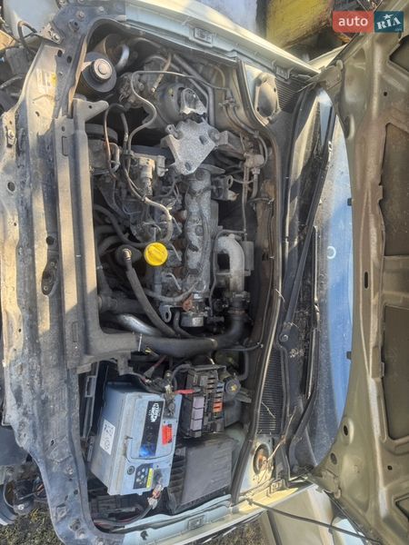 Ліфтбек Renault Laguna 2002 в Конотопі