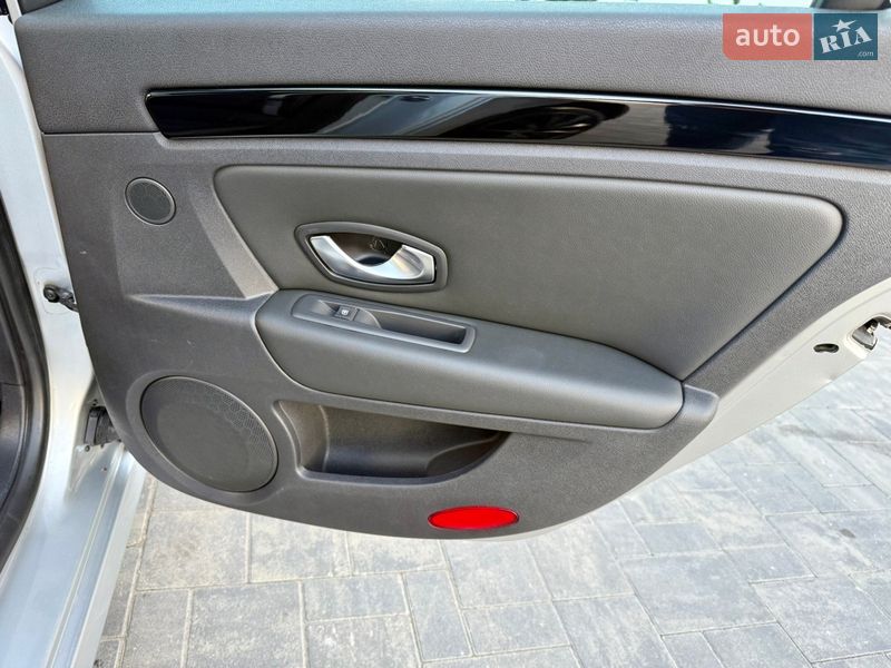 Универсал Renault Laguna 2011 в Луцке