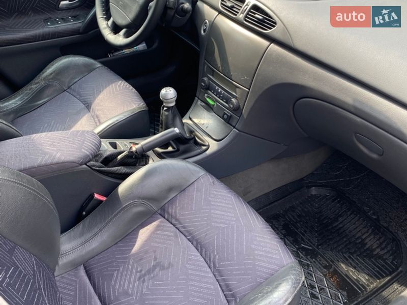 Универсал Renault Laguna 2003 в Ивано-Франковске