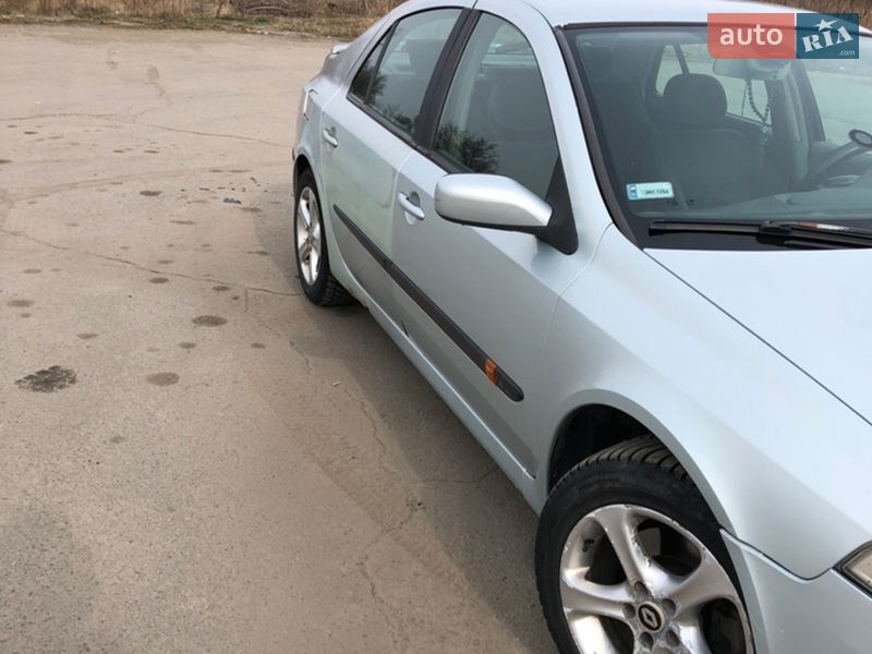 Лифтбек Renault Laguna 2001 в Виннице