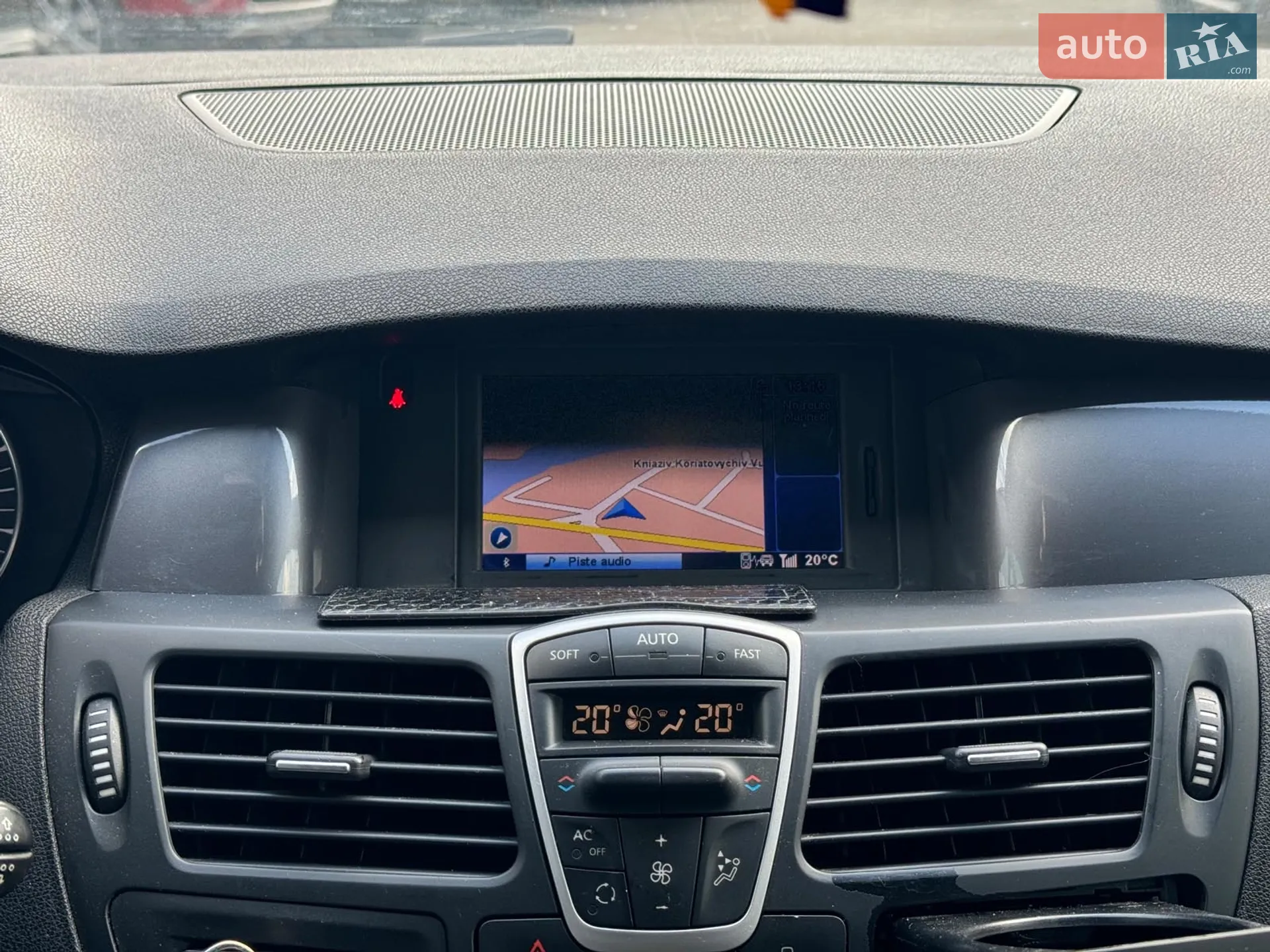 2010 Renault Laguna - мініатюра 24