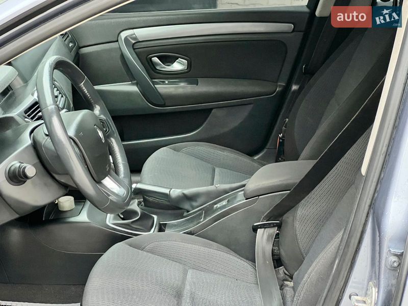 Универсал Renault Laguna 2008 в Хмельницком фото 13 Универсал Renault Laguna 2008 в Хмельницком