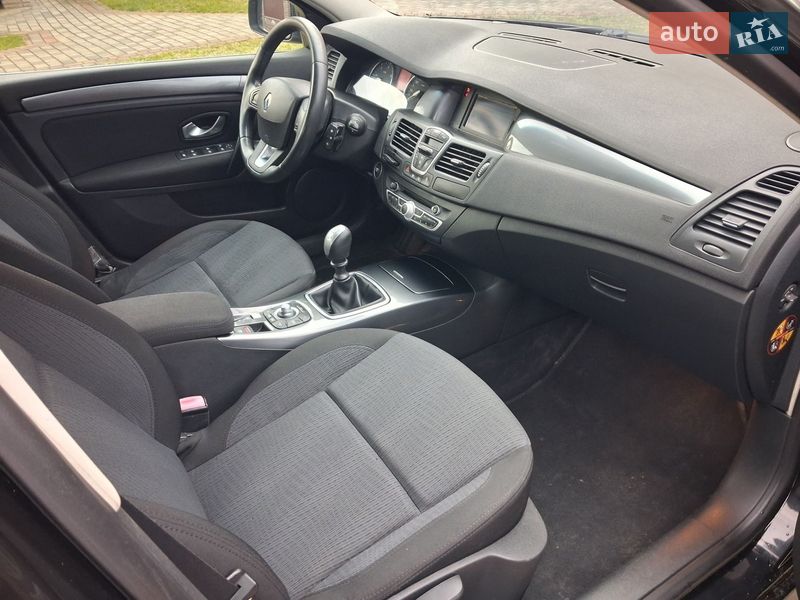 Лифтбек Renault Laguna 2009 в Калуше