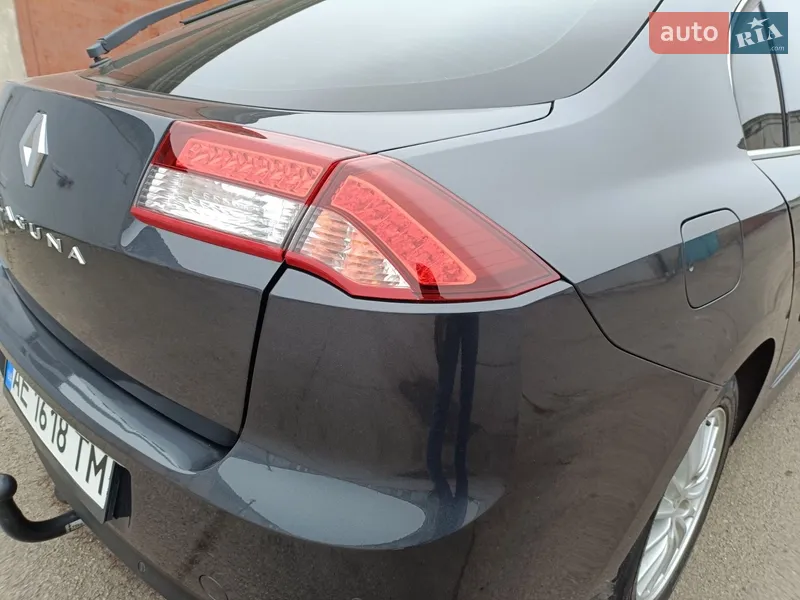 Renault Laguna 2011 VIN VF1BT1R0645118660 фото оголошення 16 з 77
