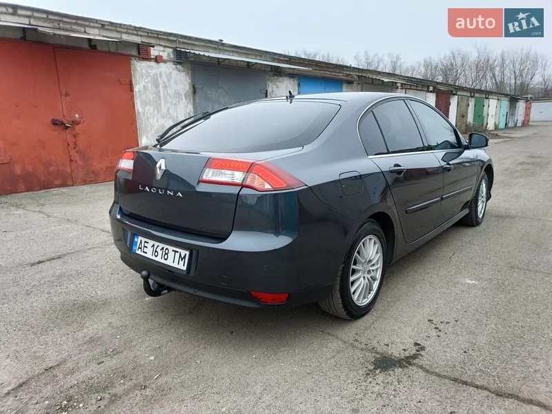 Renault Laguna 2011 VIN VF1BT1R0645118660 фото оголошення 24 з 77