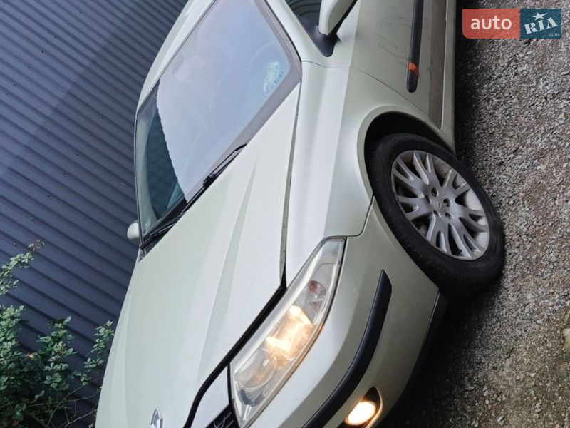 Лифтбек Renault Laguna 2001 в Нежине фото 2 Лифтбек Renault Laguna 2001 в Нежине