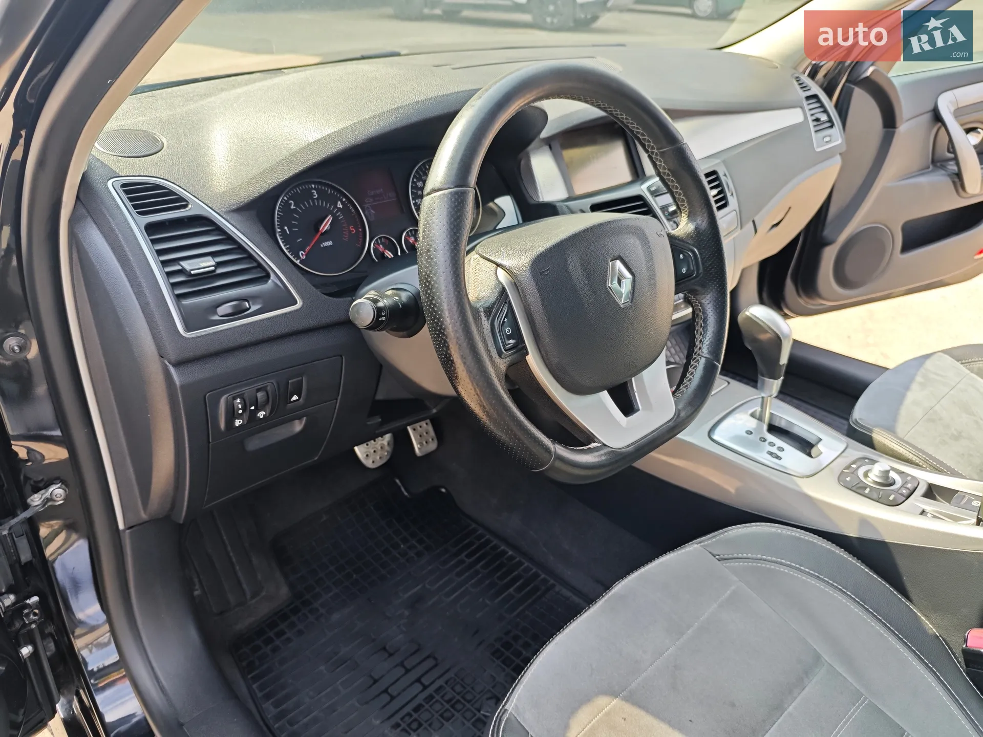 2013 Renault Laguna - мініатюра 31