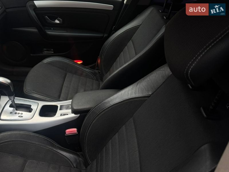 Лифтбек Renault Laguna 2007 в Львове