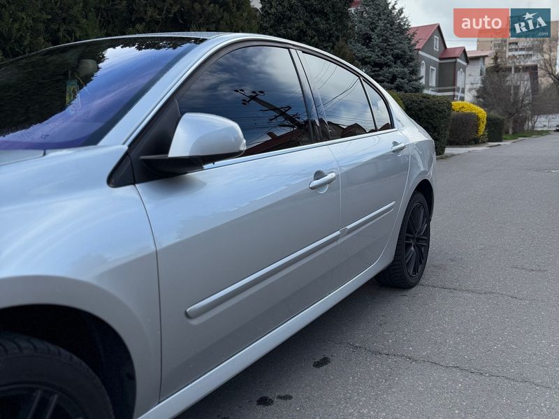 Лифтбек Renault Laguna 2011 в Одессе