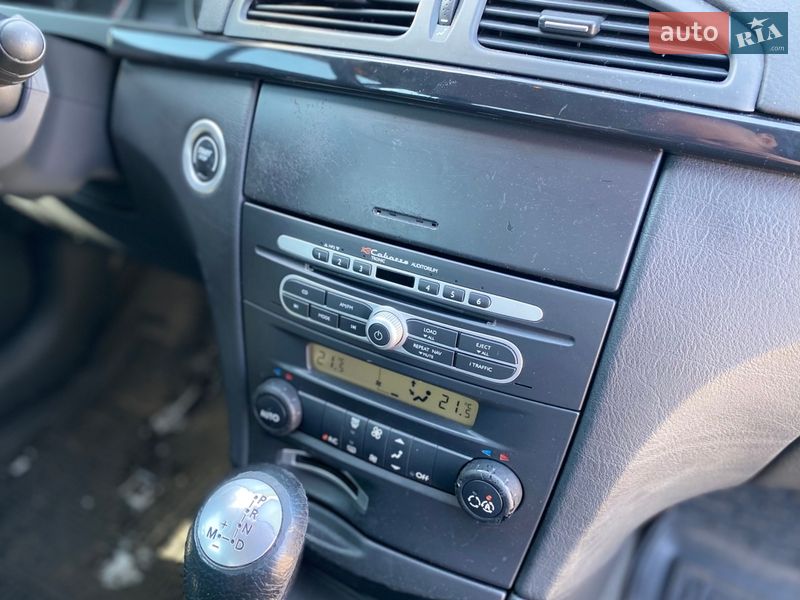 Ліфтбек Renault Laguna 2005 в Києві