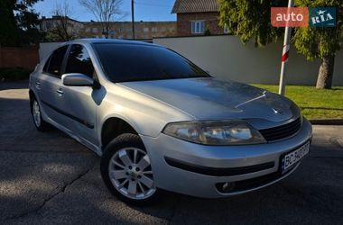 Ліфтбек Renault Laguna 2001 в Стрию