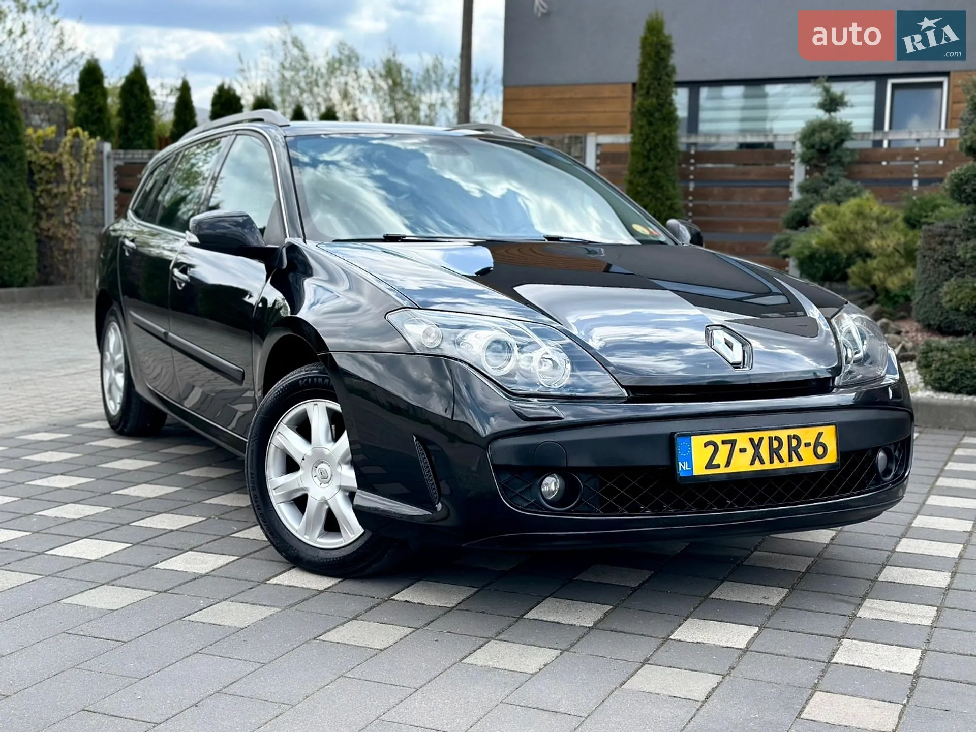 2011 Renault Laguna - мініатюра 25