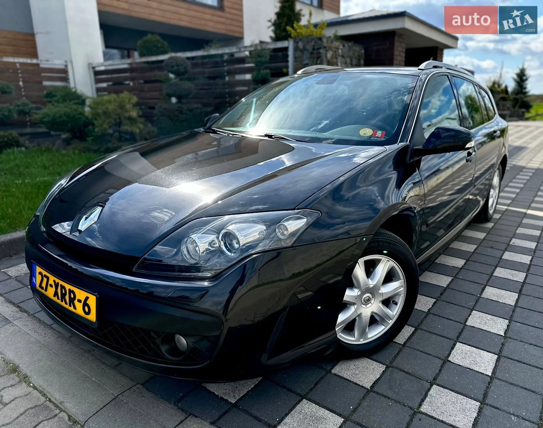 2011 Renault Laguna - мініатюра 71