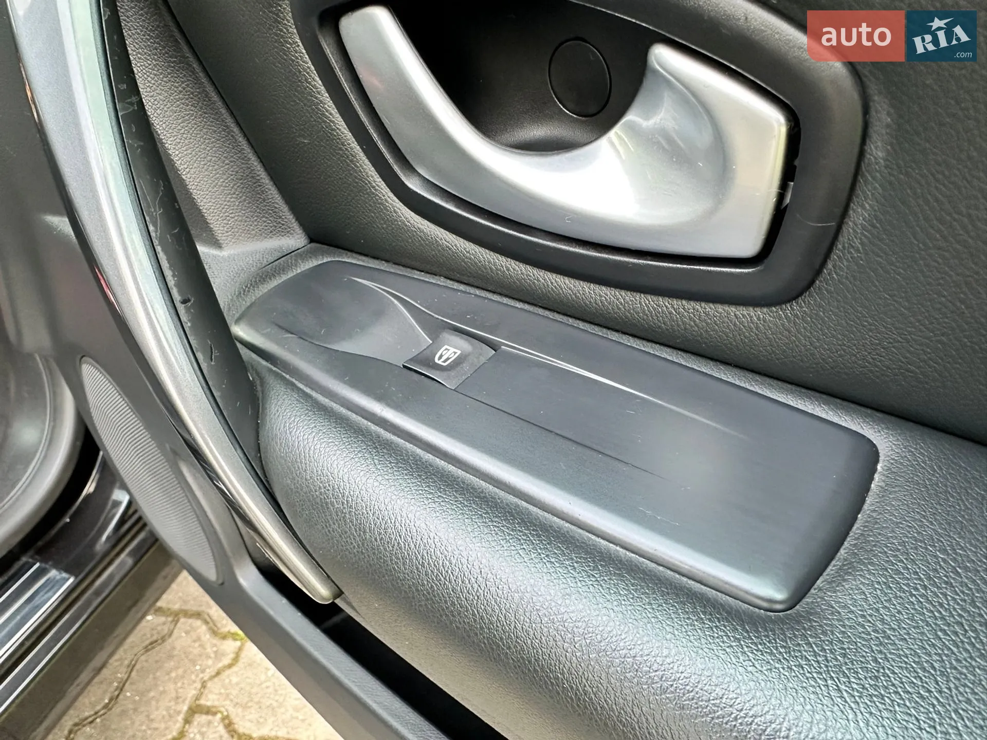 2011 Renault Laguna - мініатюра 93