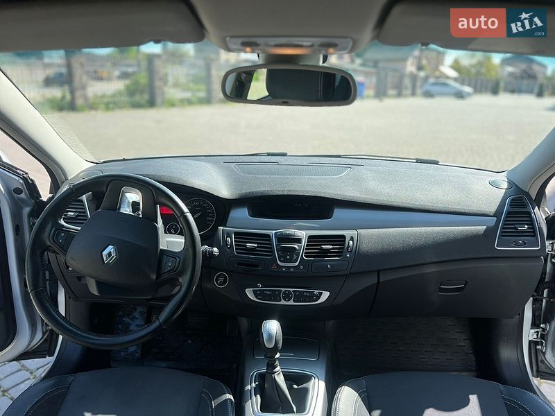 Универсал Renault Laguna 2011 в Мукачево