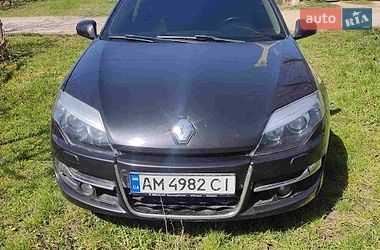 Универсал Renault Laguna 2012 в Вишневом