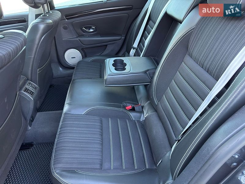 Универсал Renault Laguna 2014 в Дубно