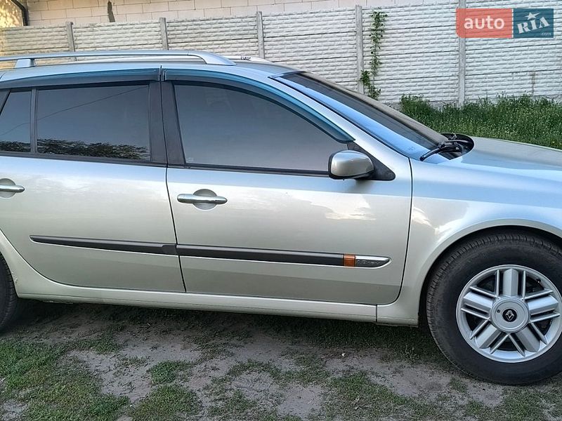 Универсал Renault Laguna 2002 в Харькове