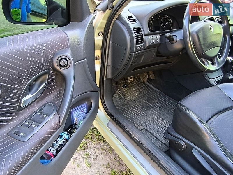 Универсал Renault Laguna 2002 в Харькове