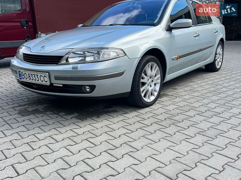 Лифтбек Renault Laguna 2002 в Тернополе