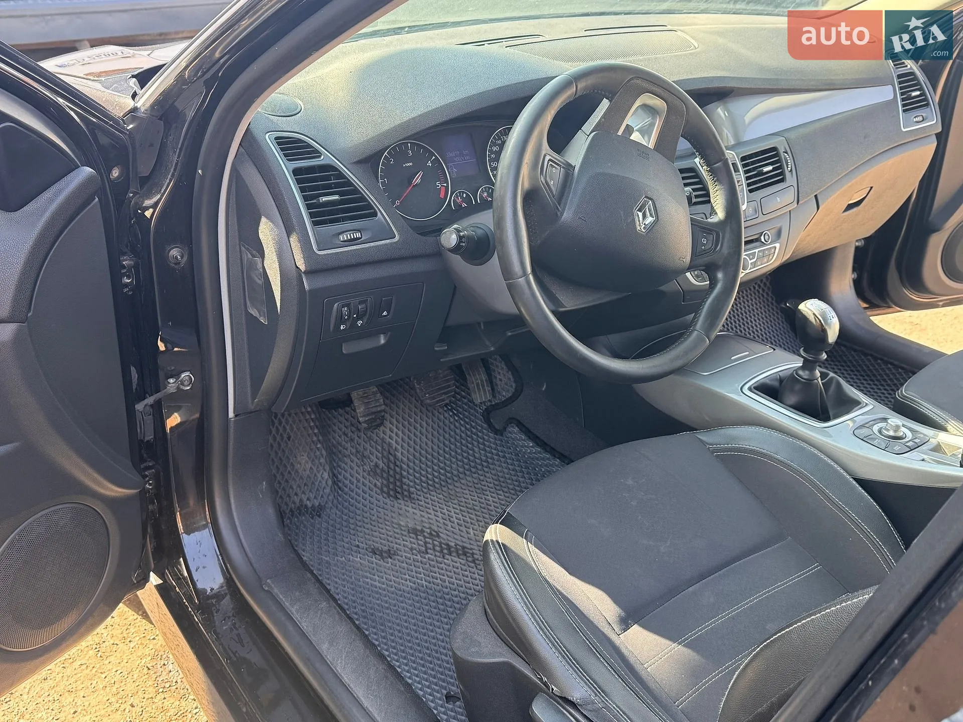 2012 Renault Laguna - мініатюра 17