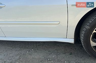 Лифтбек Renault Laguna 2013 в Ивано-Франковске