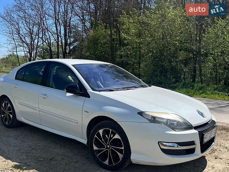 Лифтбек Renault Laguna 2013 в Ивано-Франковске