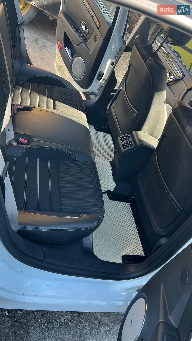 2013 Renault Laguna - мініатюра 26